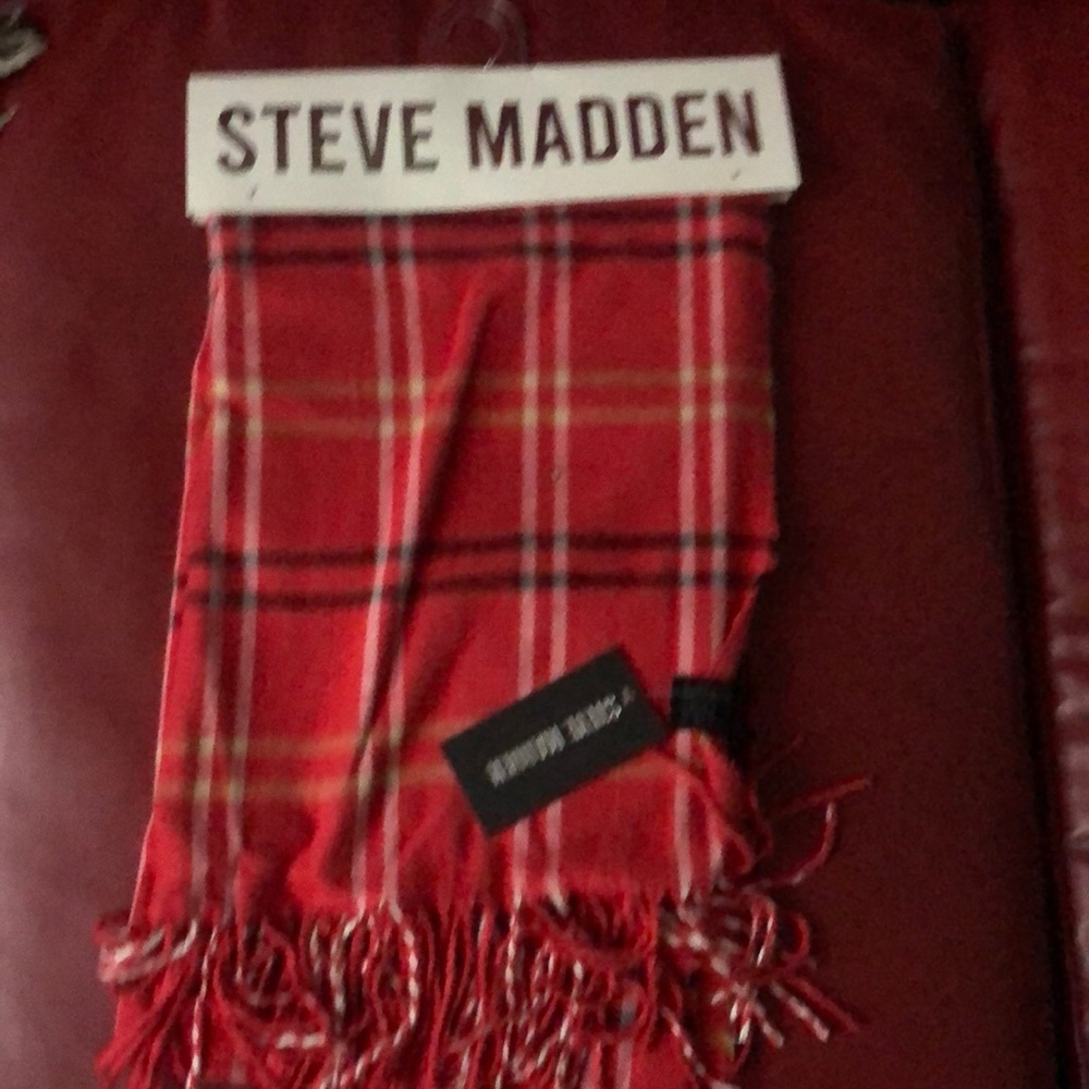 Steve Madden red plaid scarf